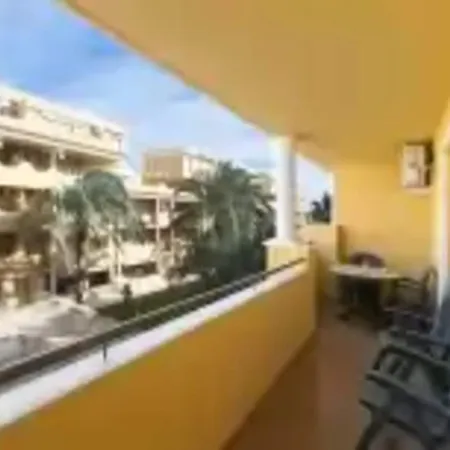 In * Dénia